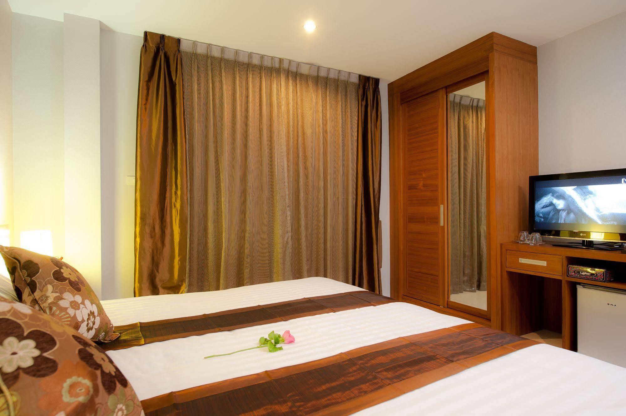 Rama Kata Beach Hotel מראה חיצוני תמונה