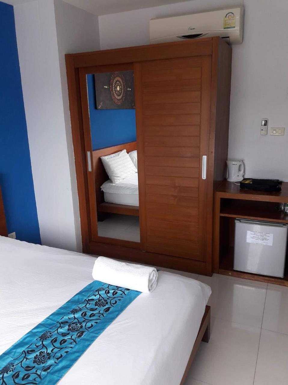 Rama Kata Beach Hotel מראה חיצוני תמונה